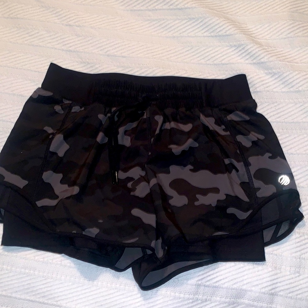 NWOT camo active short with attached spandex bike shorts